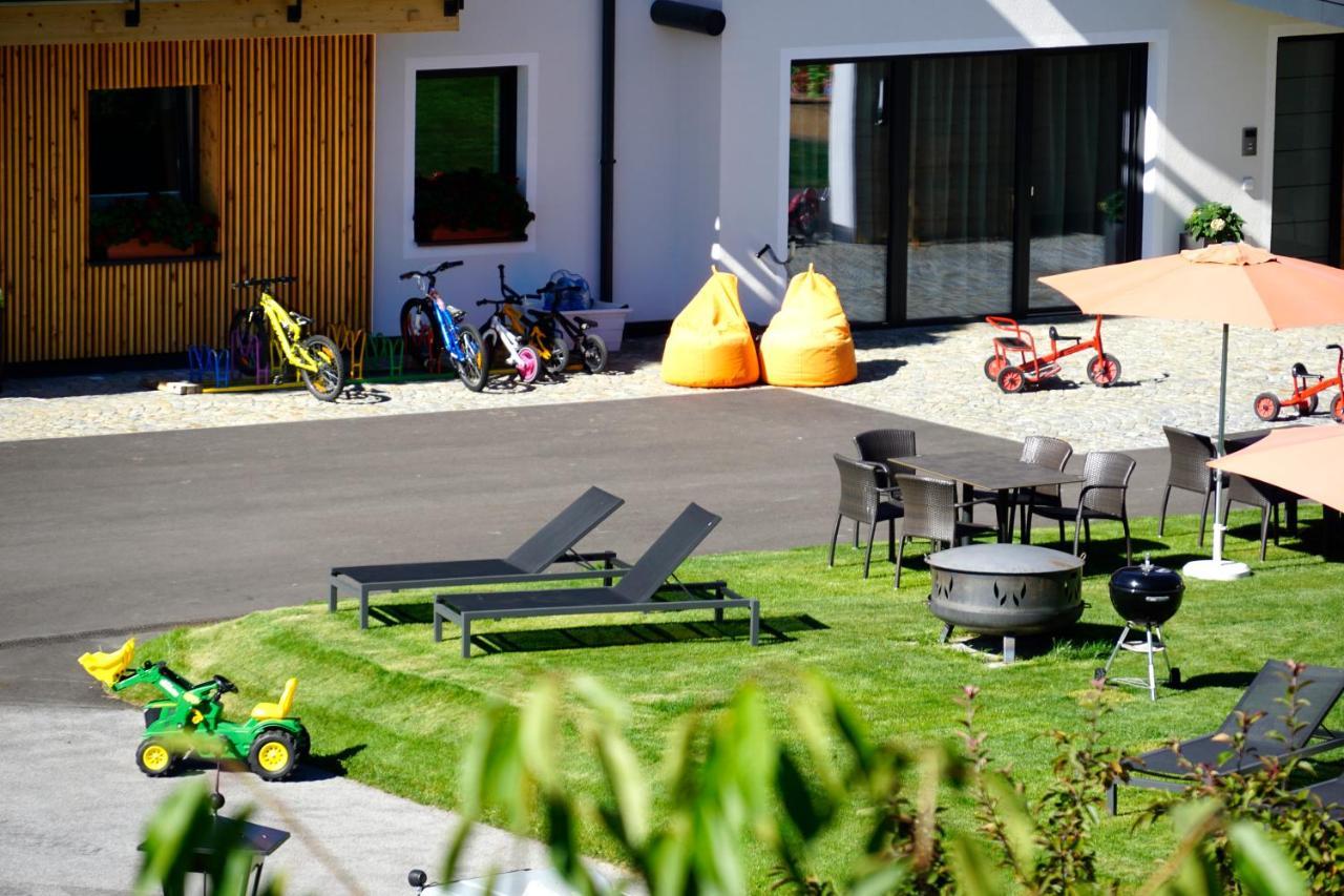 Apart-Hotel Dreisonnenhof Fiss Exterior photo